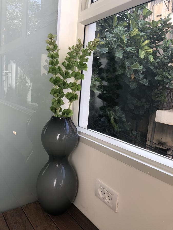 Arianked Palace With Private Parking Tel Aviv Exterior foto